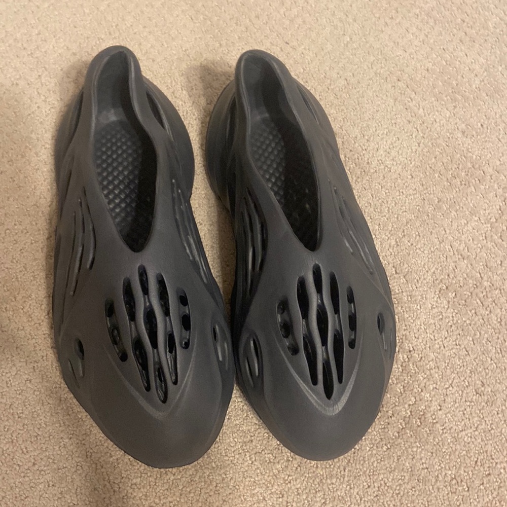Gray Foam Runners